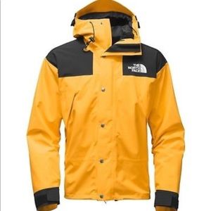 North Face's 1990 Mountain GTX Men's Jacket